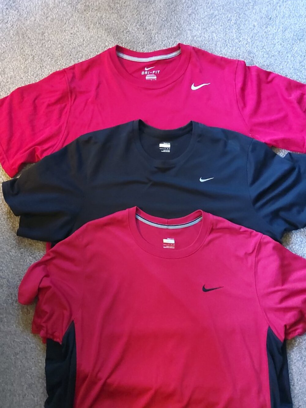 NIKE ATHLETIC SHIRTS